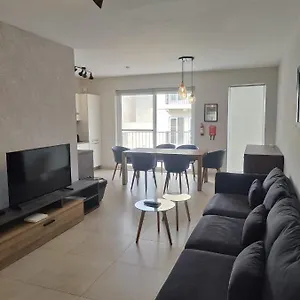 https://gzira-2-bedroom-apartment.hotelssaintjulians.com