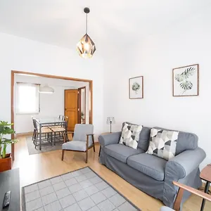 Appartement Flh Gulbenkian Flat With Balcony, Lisboa